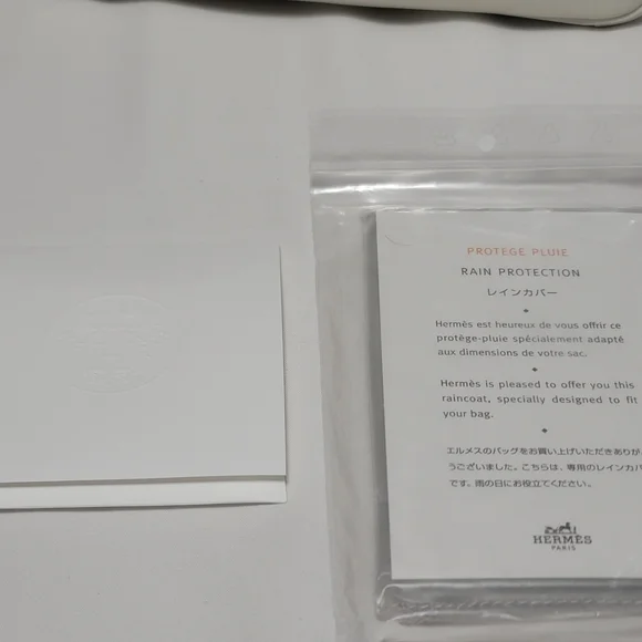 Brand new Hermès White Lindy 26 - Picture 4 of 16